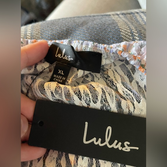 Lulu’s Impressive Cutie Lavender Floral Lace Balloon Sleeve Peplum Top - Picture 7 of 11